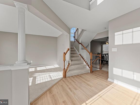 3rd image of 7756 Seneca Ridge Dr