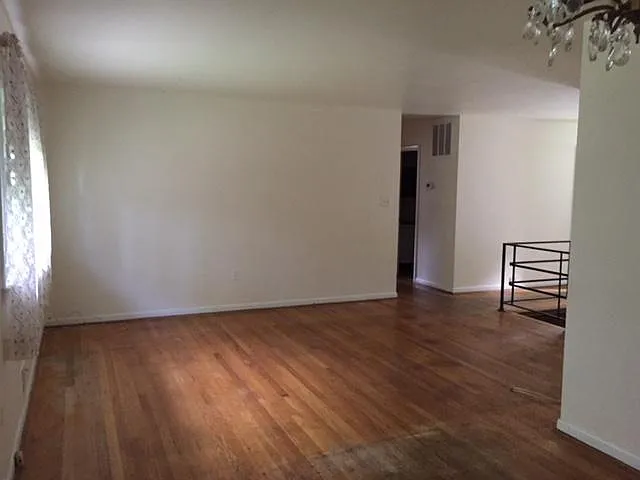 7605 Villanova Rd — Photo 5