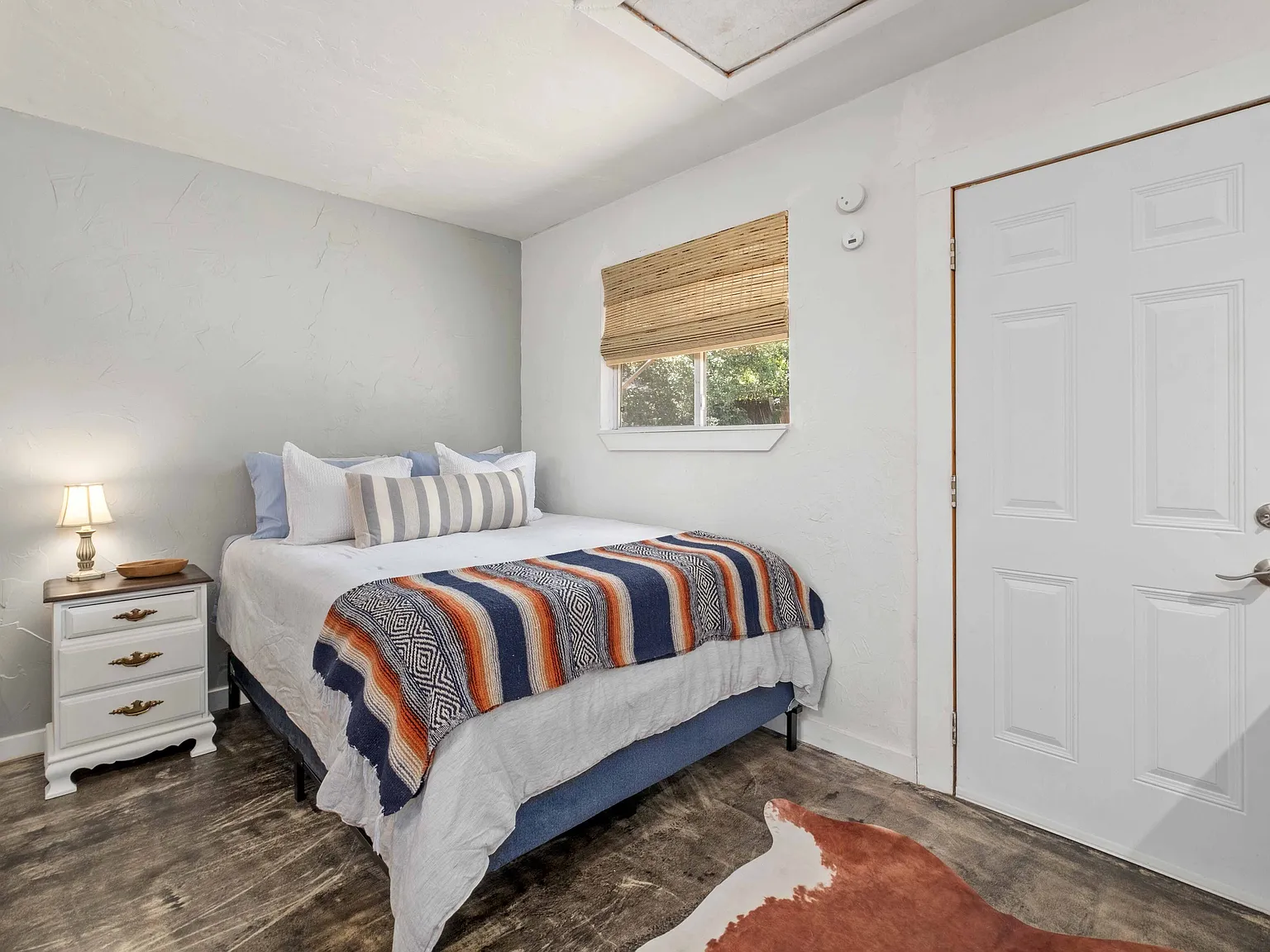 Studio, 400 sqft, $1,950 — Photo 4