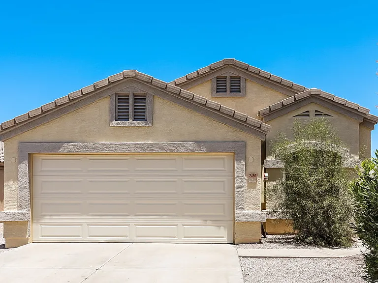 2460 W Tanner Ranch Rd — Photo 1