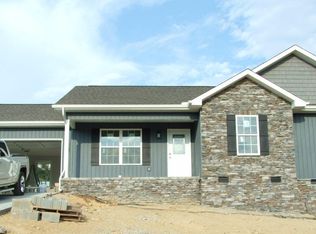 Altina Cir, New Tazewell, TN 37825