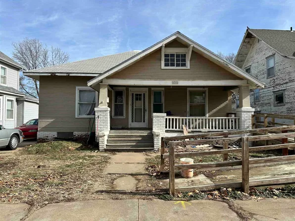 327 S 11th St, Salina, KS 67401