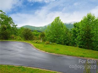 132 & 133 Watershed Way, Horse Shoe, NC 28742