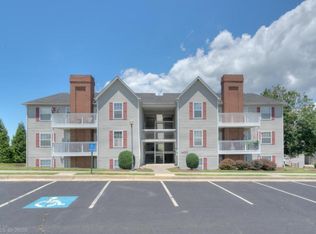 1400 Cedar Ridge Dr APT J, Radford, VA 24141