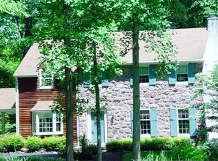 1458 Cornerstone Dr, Pottstown, PA 19465