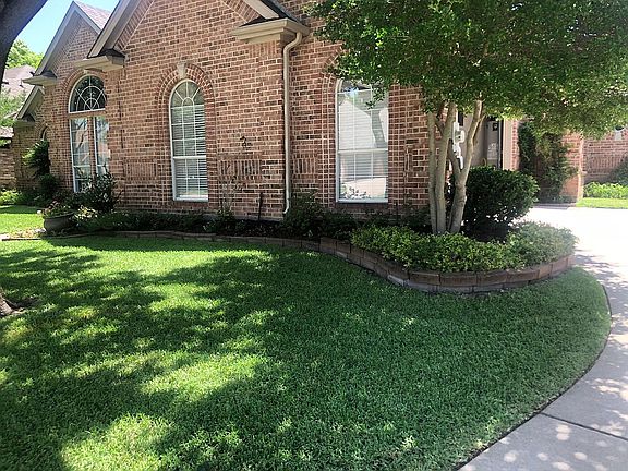2nd image of 8420 Baywood Dr