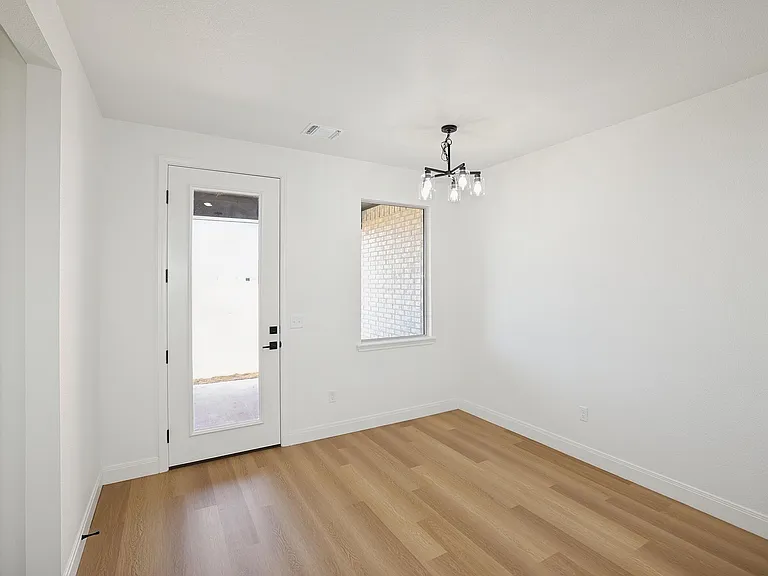 19151 Sierra Madre Dr #D — Photo 8