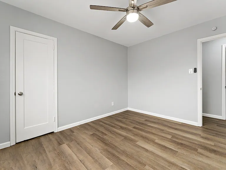315 N Washington St #5 — Photo 17