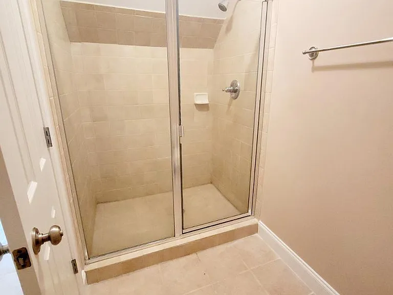 1217 Crozier Ct — Photo 42