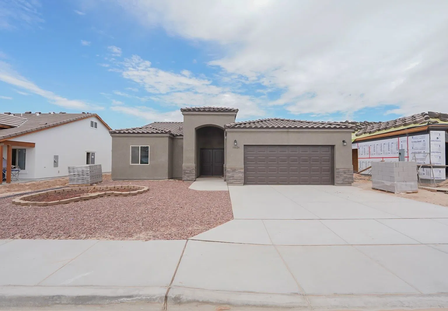 4 bed, 2.0 bath, 1640 sqft, $1,900 — Photo 4