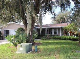 414 Sioux Blvd, Oak Hill, FL 32759