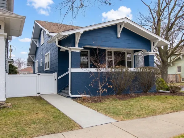 (undisclosed Address), Oak Park, IL 60302