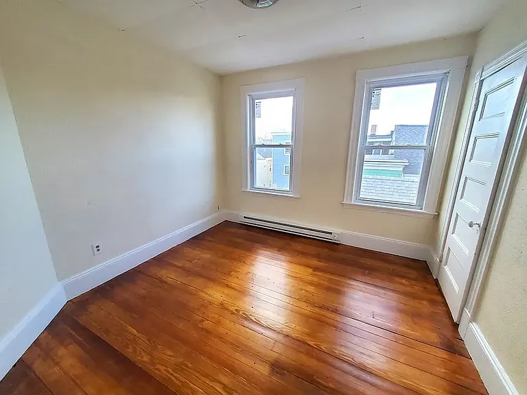 38 Jefferson St #3A — Photo 3