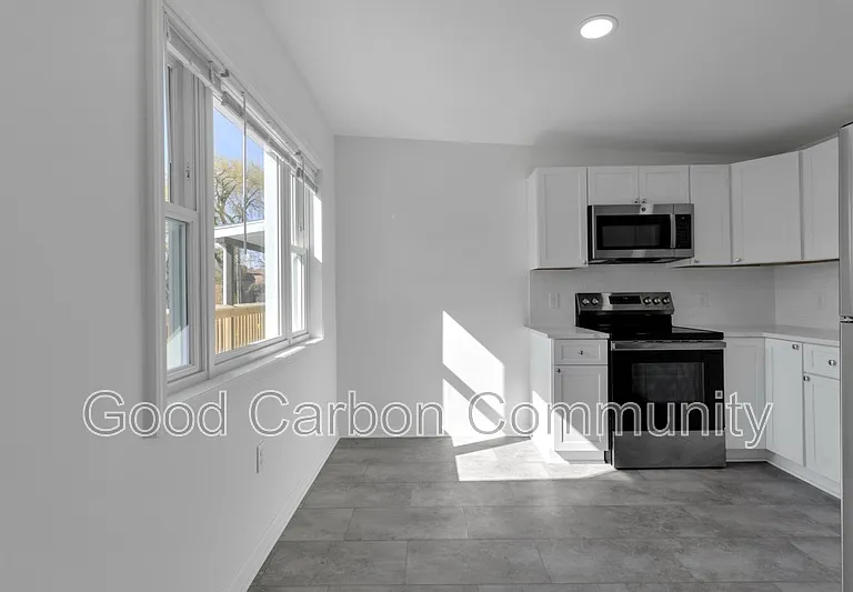 211 Summer St #2 — Photo 4
