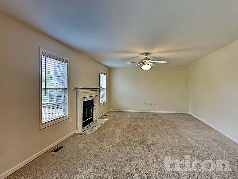 2014 Trenton Dr — Photo 3