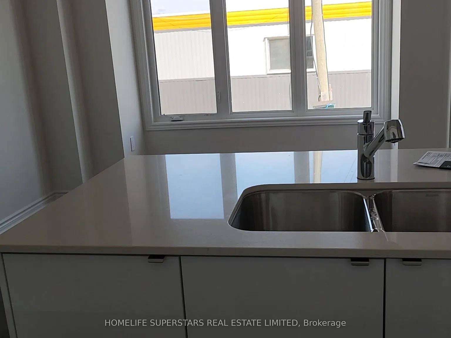 4 bed, $3,850 — Photo 4