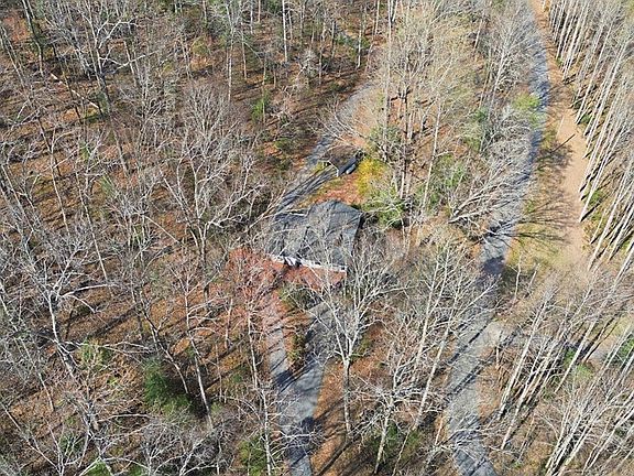 4th image of 321 Hamilton Rd