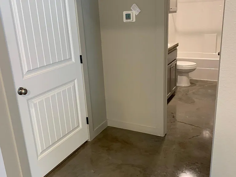 701 Dave Ln — Photo 8