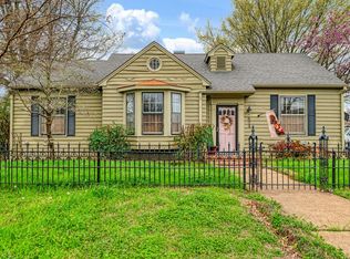 824 S Main St, Paris, TX 75460