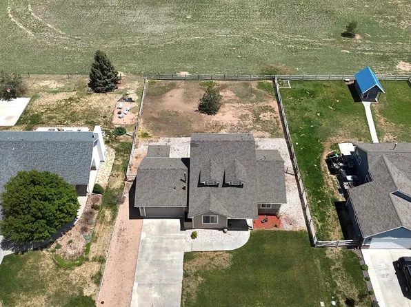 804 7th St, Pierce, CO 80650