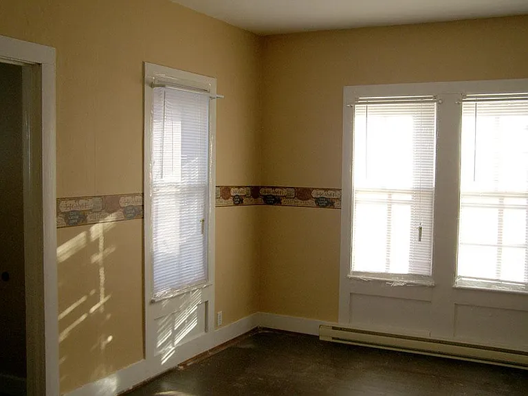 Bruce St — Photo 3