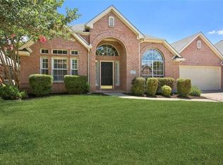 107 Sparrow Hawk Dr, McKinney, TX 75072