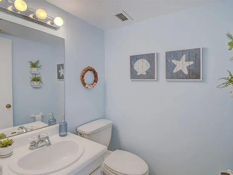 9940 S Ocean Dr #505 — Photo 13