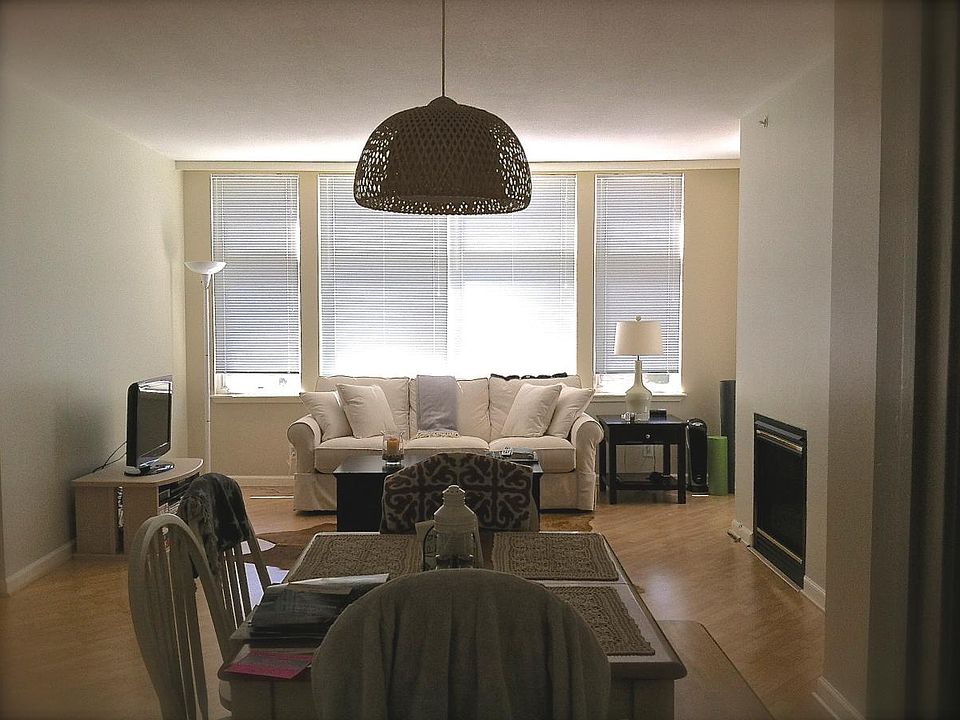 Living Rm/Dining RM