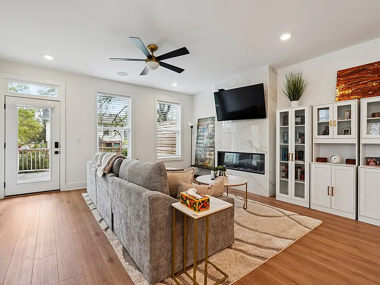 1301B Katie Ave — Photo 19