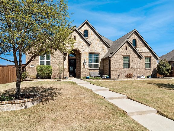 2nd image of 1761 Shavano Way