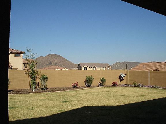 BackYard-Angle: Eastern Corner