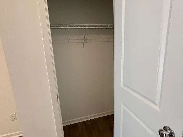 10312 Guardian Dr — Photo 36