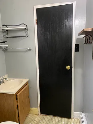 Rented by Voro, LLC | media 10