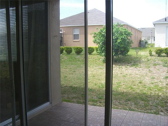 2nd image of 3820 Shawn Cir