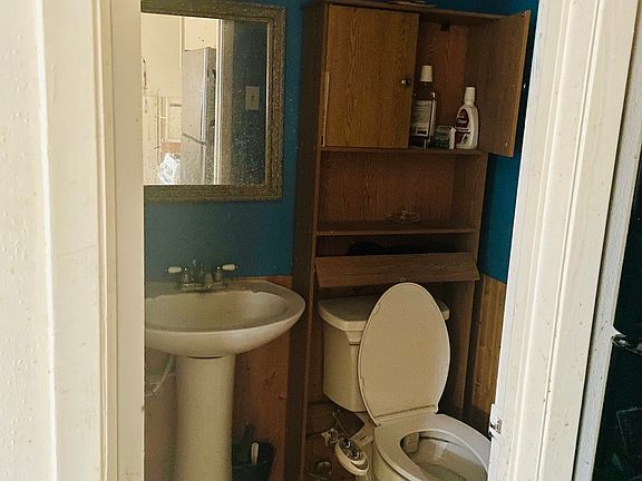 5th image of 7322 Oak Manor Dr #16