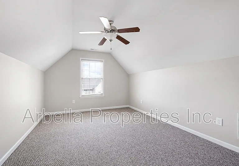 901 Hackney Rd — Photo 31