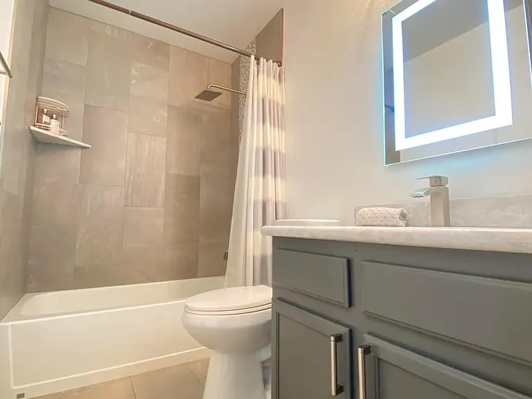 6261 Highland Gardens Dr — Photo 8
