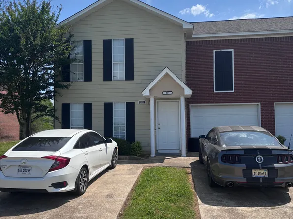 30 Links Ln, Starkville, MS 39759
