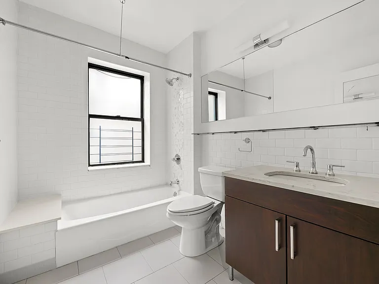 72 W 69th St #5E — Photo 7