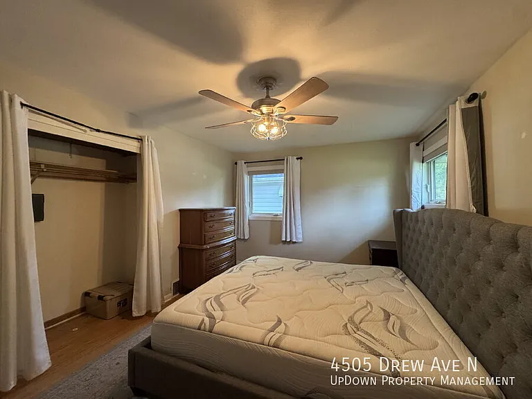4505 Drew Ave N — Photo 9