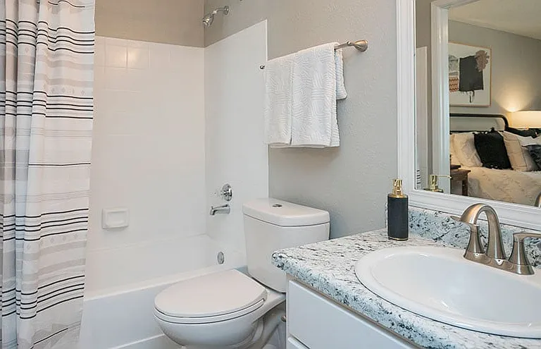 Residences at Glenview Reserve Apartment Homes — Photo 13