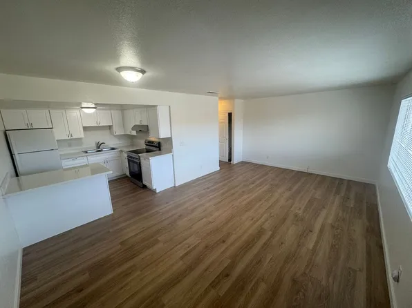 Lucite Lane, 4775 Lucite Ln APT 4, Las Vegas, NV 89115