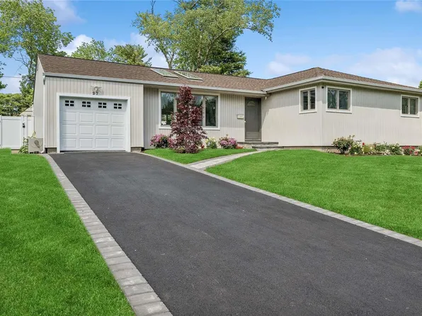 27 Ivy Drive, Jericho, NY 11753