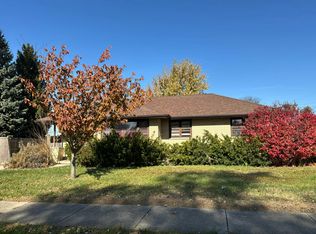 6410 W 88th St, Oak Lawn, IL 60453