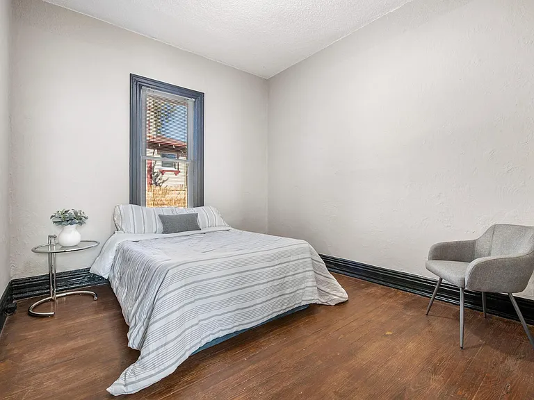 1371 Meade St — Photo 12