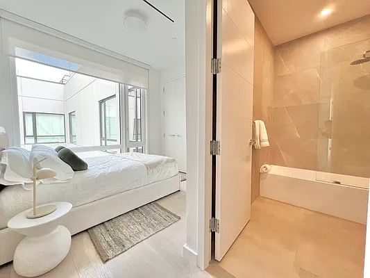 Rented by Doorway NYC, LLC | media 48