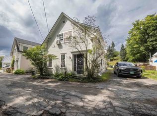 98 High St, Quechee, VT 05059