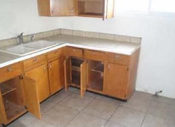 2nd image of 204 Short St