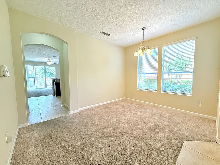 3683 Hartsfield Forest Cir — Photo 4