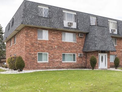 17227 71st Ct APT 11, Tinley Park, IL, 60477